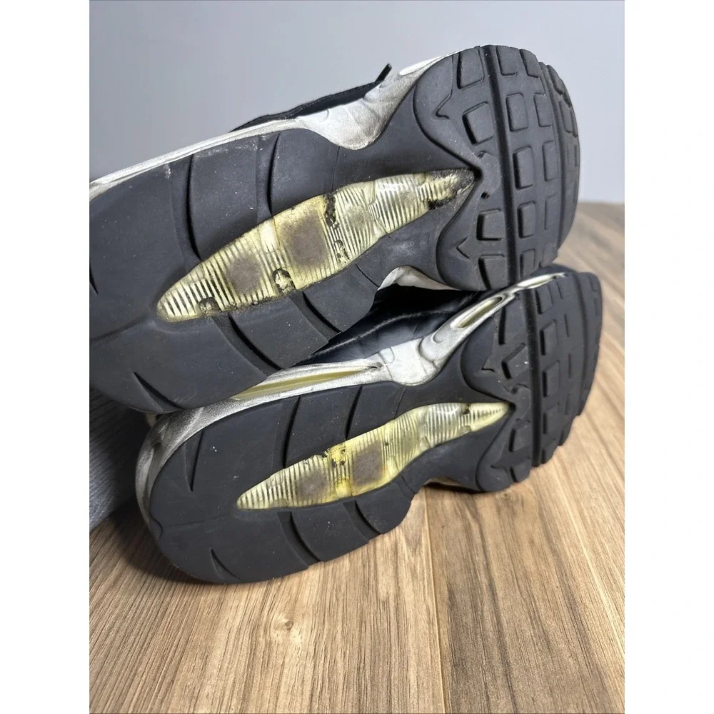 Men's 13 Nike Air Max 95 
